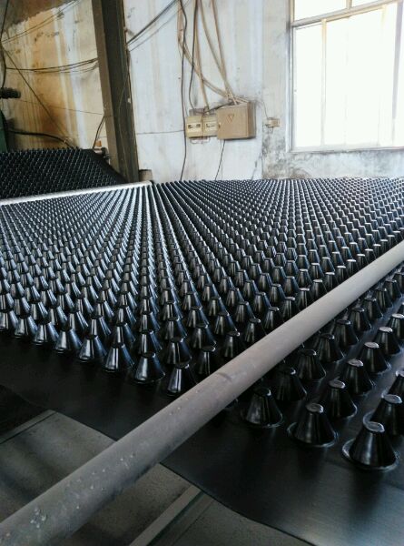 排水板http://zhuyipaimai.com/